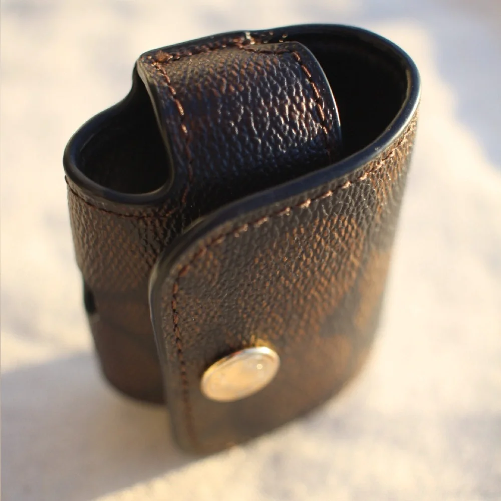 Coach AirPods Pro Case Leather Logo Holder Keychain Clip - Picture 5 of 6